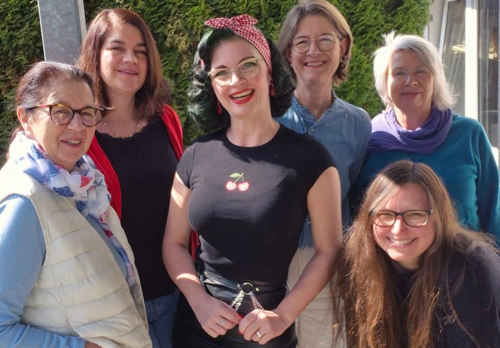 Das 6-köpfige Team der B3-Beyrow Business Beratung